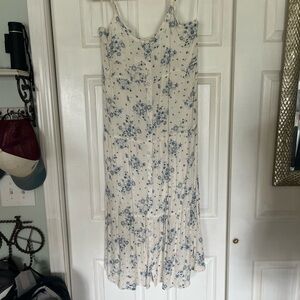 Pink Rose Blue and white Floral casual dress.